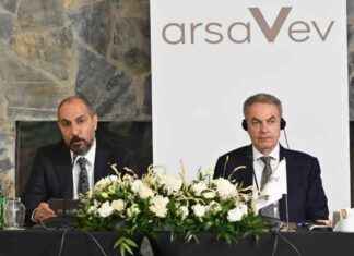 ArsaVev: Konut Krizini Değerlendiren Bülent Öztürk ve Zapatero arsavev-konut-krizini-deerlendiren-blent-ztrk-ve-zapatero