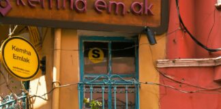 Emlak Komisyon Oranı Nedir? Kazançlı Anlaşmalar İçin İpuçları