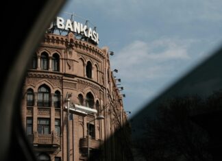 Türkiye Emlak Katılım Bankası: Fırsatları ve Avantajları Keşfedin